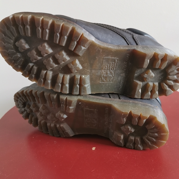 Mens Size 11 Doc Martens - Picture 3 of 8